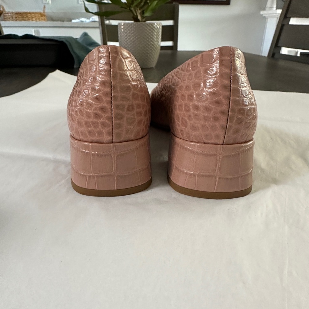Tory Burch Blush Croc-Embossed Flats - Picture 3 of 6